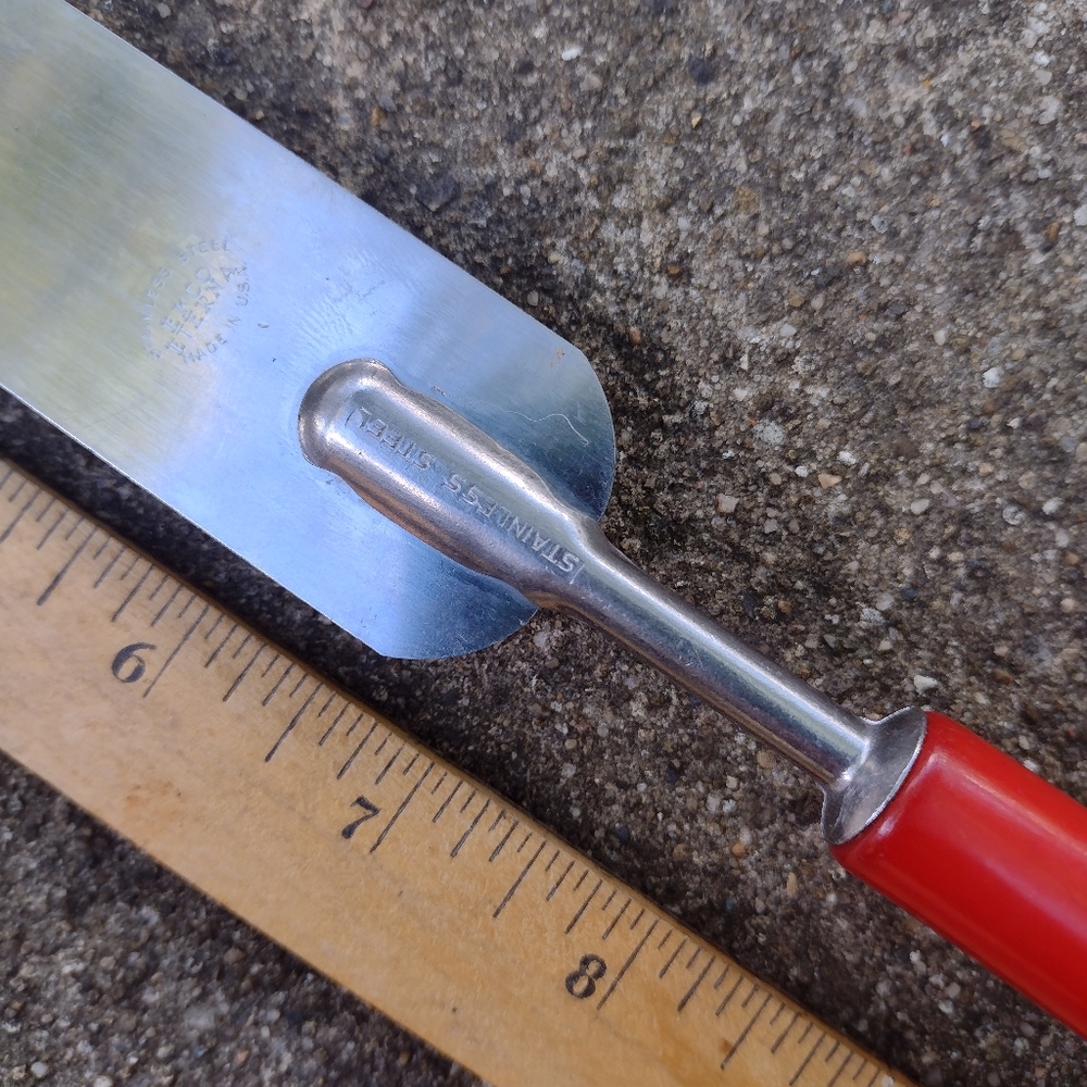 Antique Bakelite handle pastry spatula red, Ecko Eterna USA stainless steel